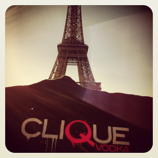 199409785764743553_23624001