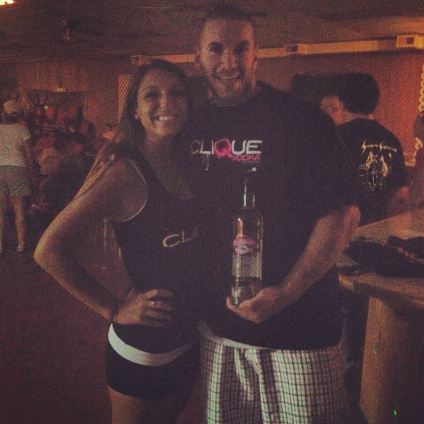 224811639557443005_10278186