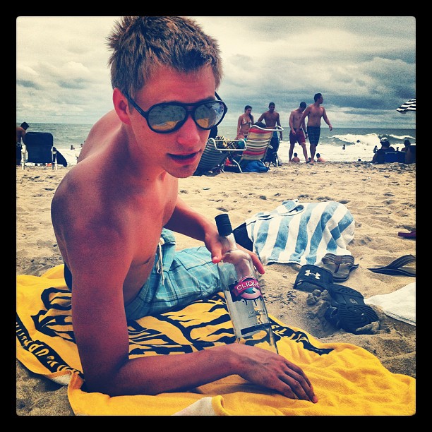 242715240299538633_198087089