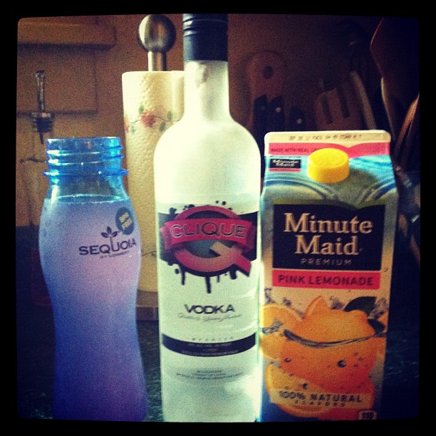 258067962102846218_24085803