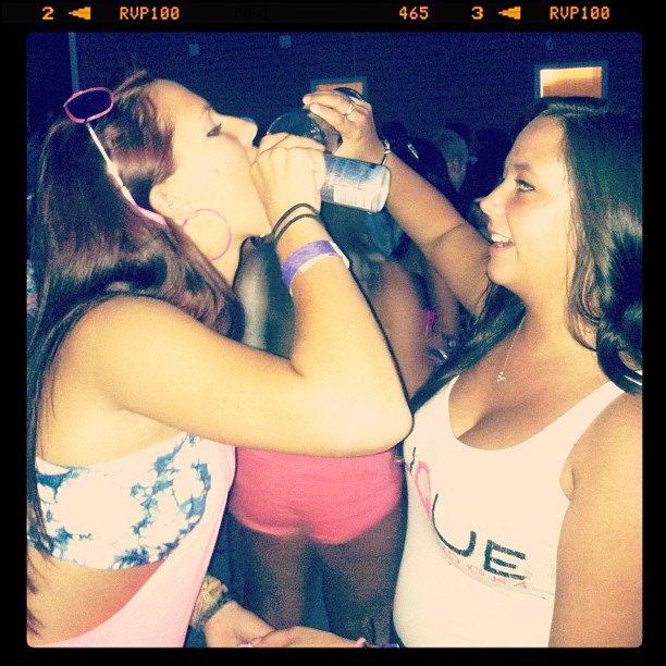 261569370693242384_3799802