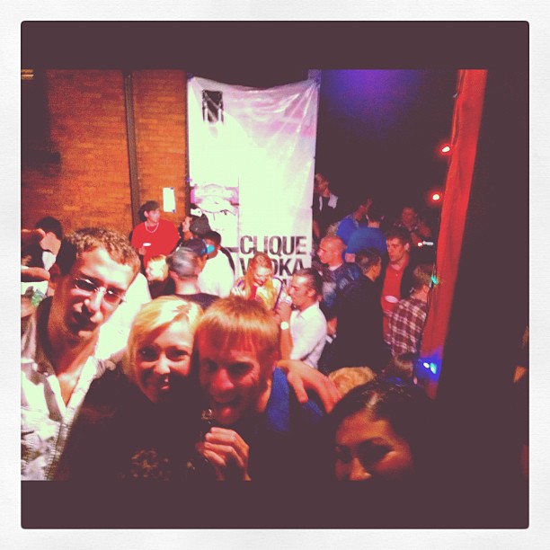 292916138019433177_198087089