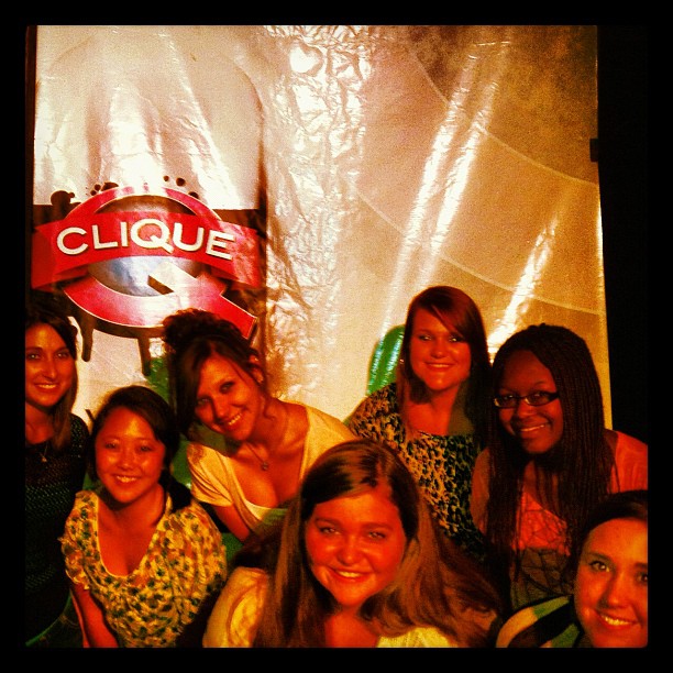 292919270686370565_198087089