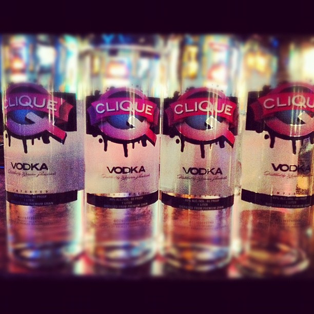 295020837660945462_176091946