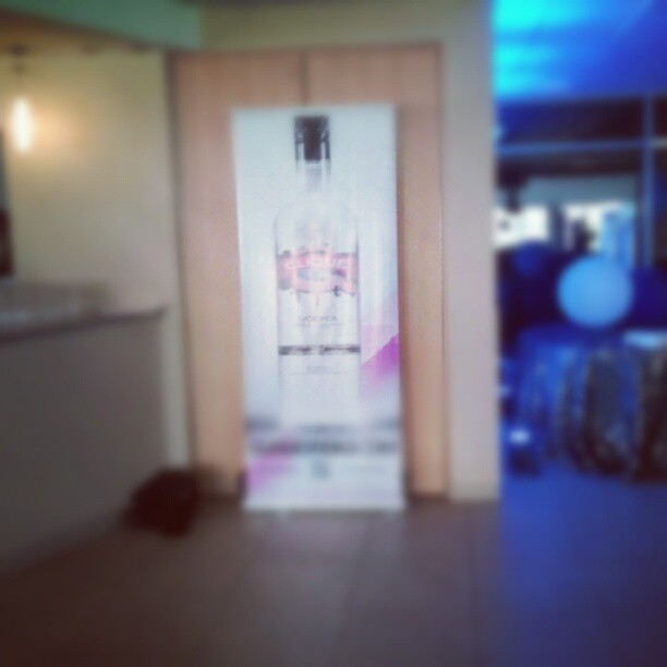 303688066068075491_201085211