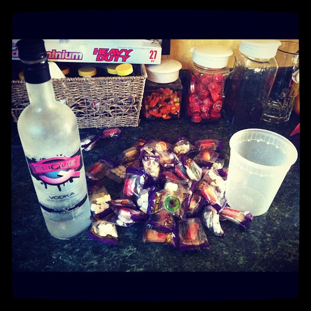 304401935997112663_24085803