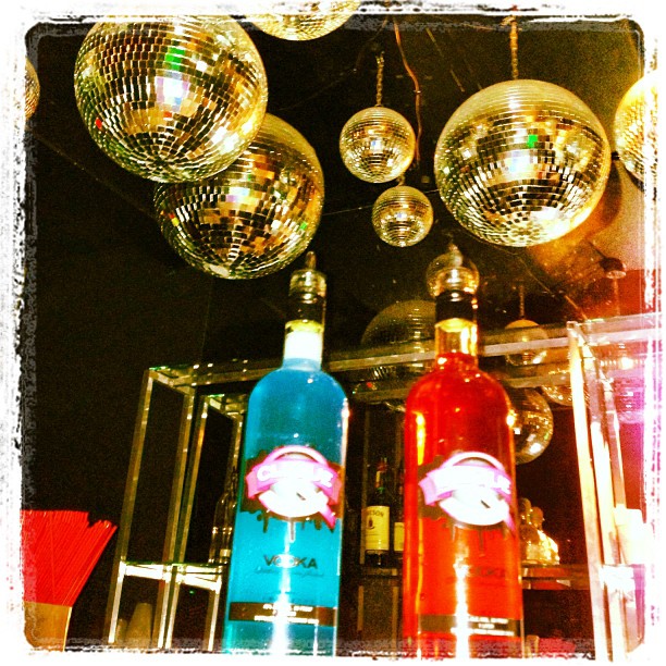 306060722908608363_23282732