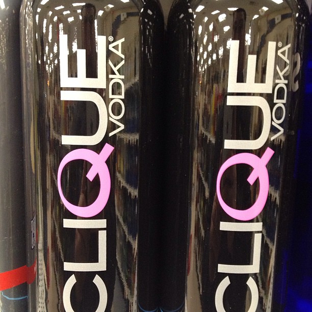 352273336060321279_3198558