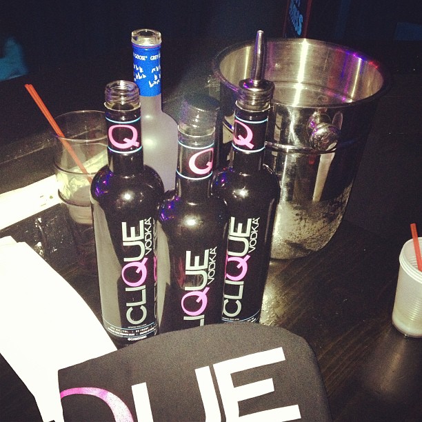 356114502955611451_24260556