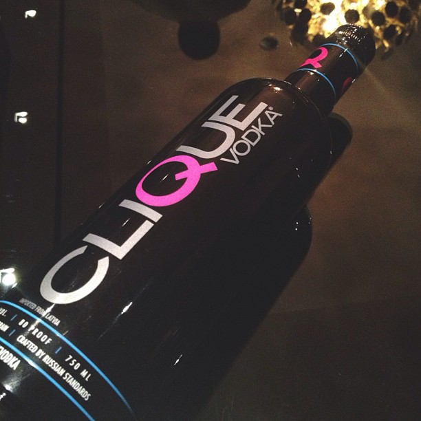 364131442716576654_19402817