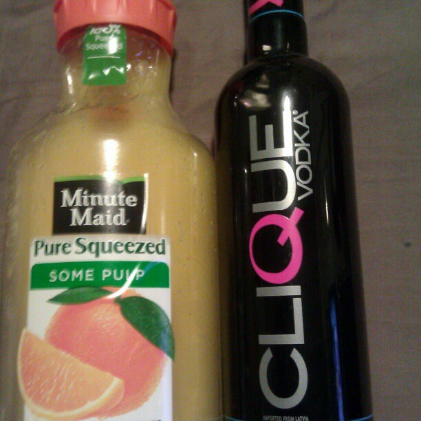 403351053717823073_271402134