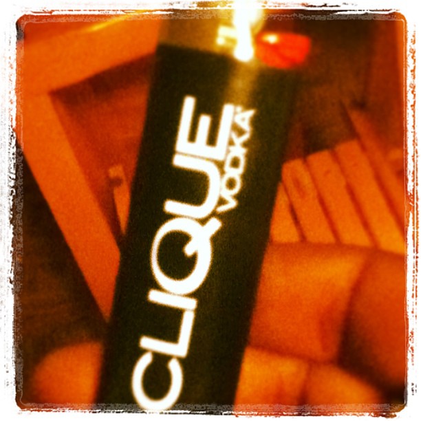 432586997677929509_220400748