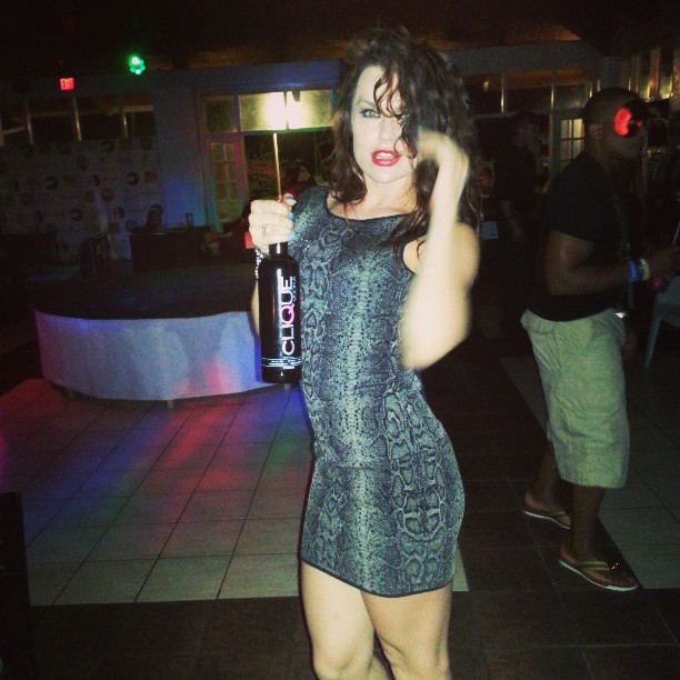 435044888880041602_42100722