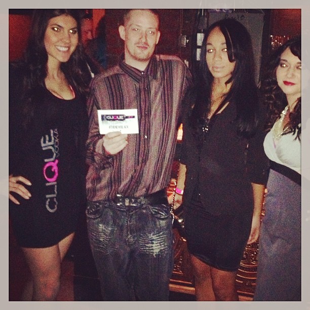 438555961195378220_144757956