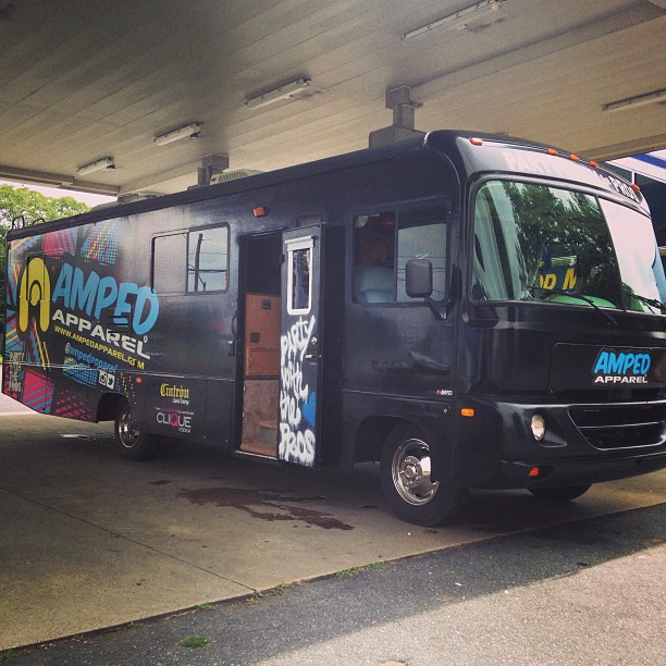 497876853449584172_18464122