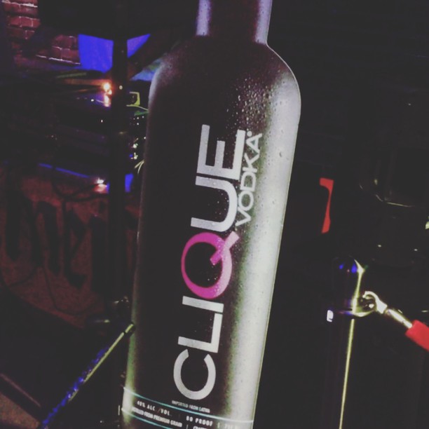 523491354160933518_195159105