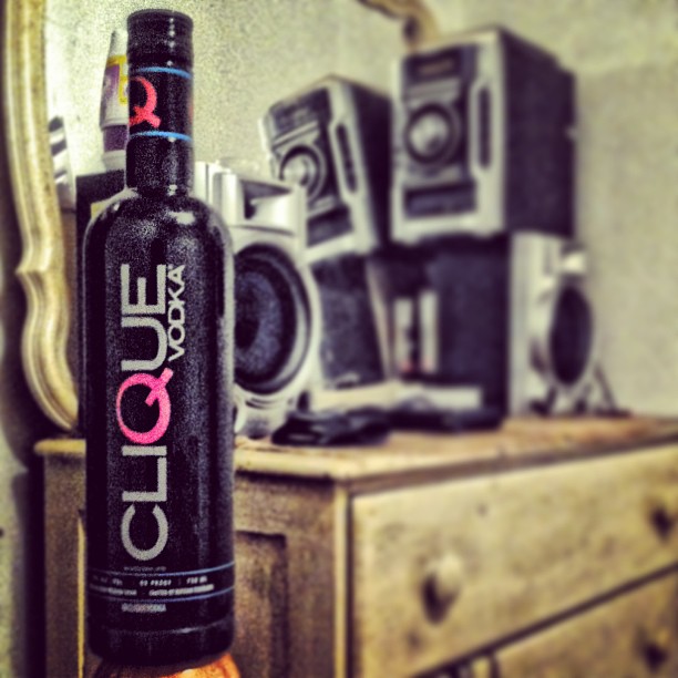 527121387831441322_441023340