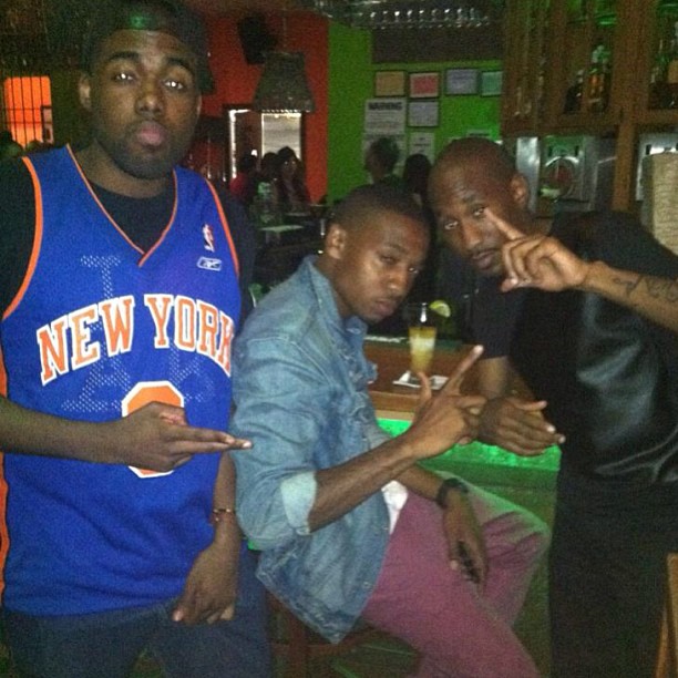 534184849663423218_22421371