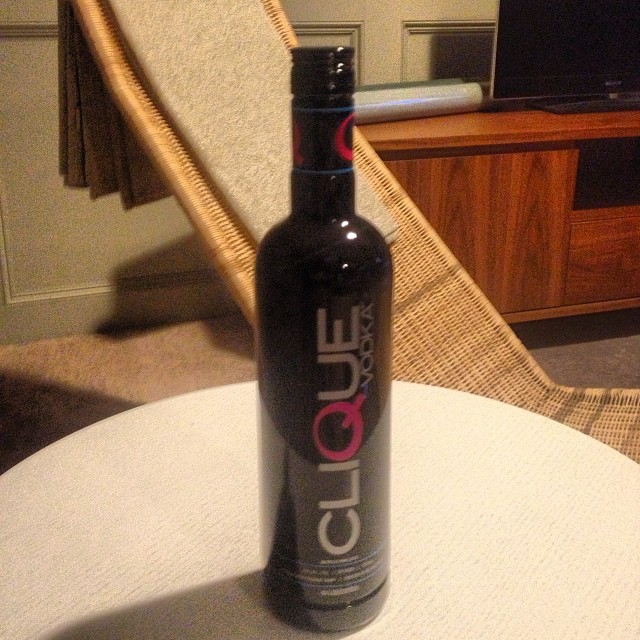 579902068778018905_10370457