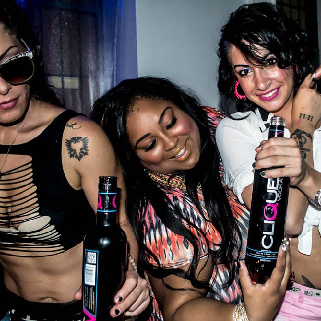 582919200677387385_271402134