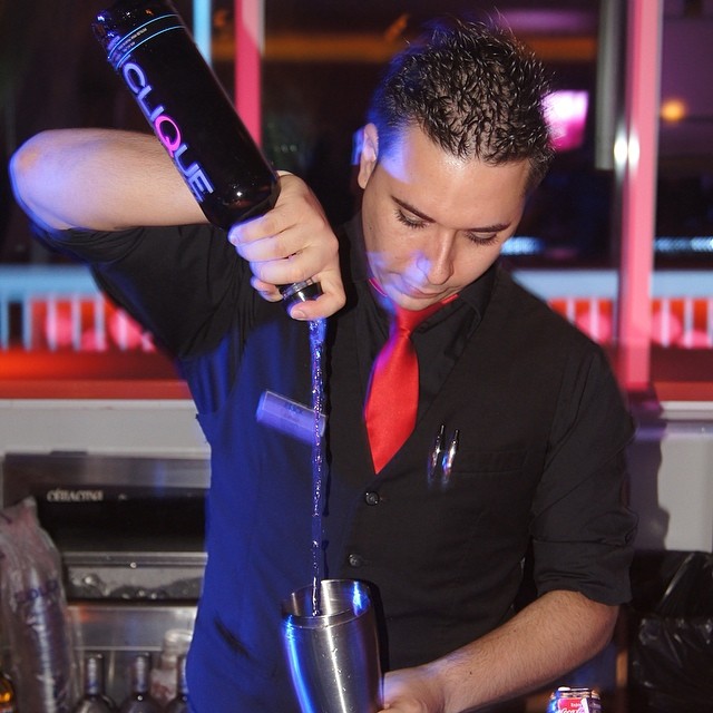 690440877944556262_977704817