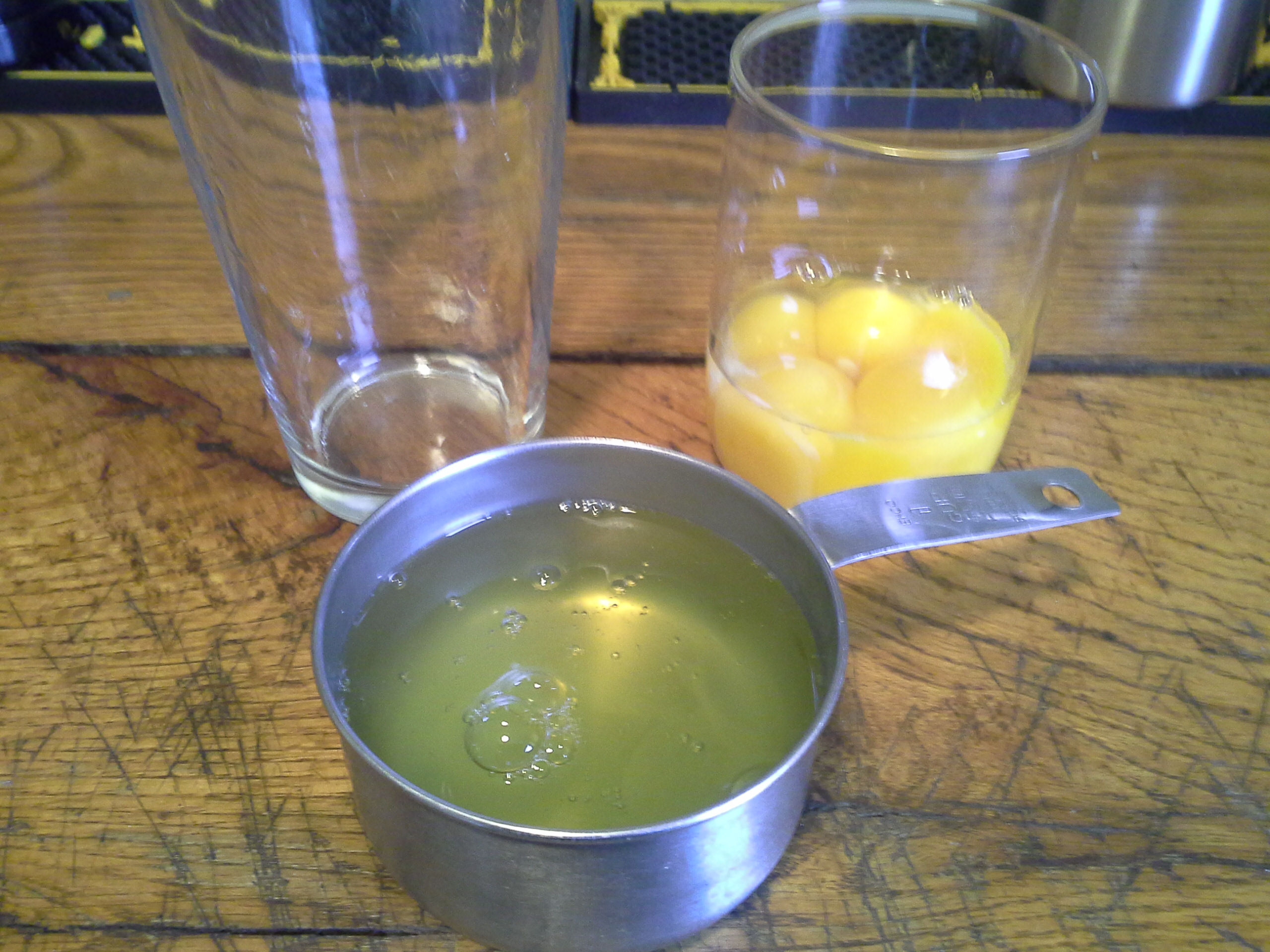 Try this easy trick for egg white cocktails Make a batch of foam