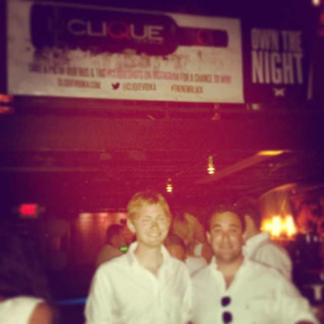 727803393346854224_174739310