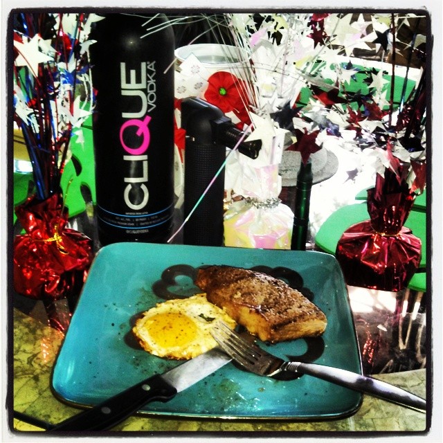 728915568723448329_201085211