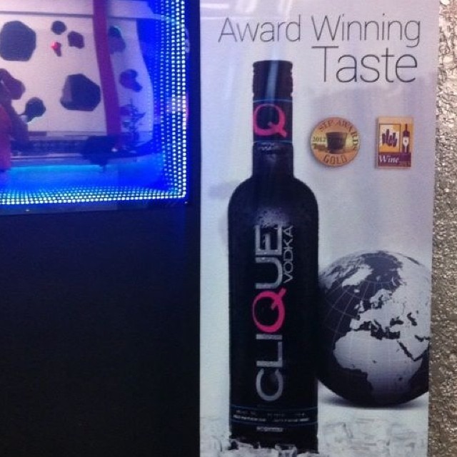 738480057890851112_977704817