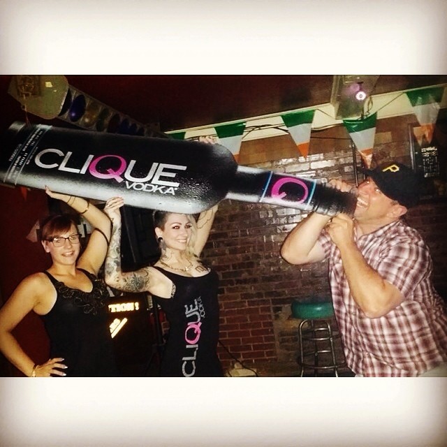 785483368377432930_174141869