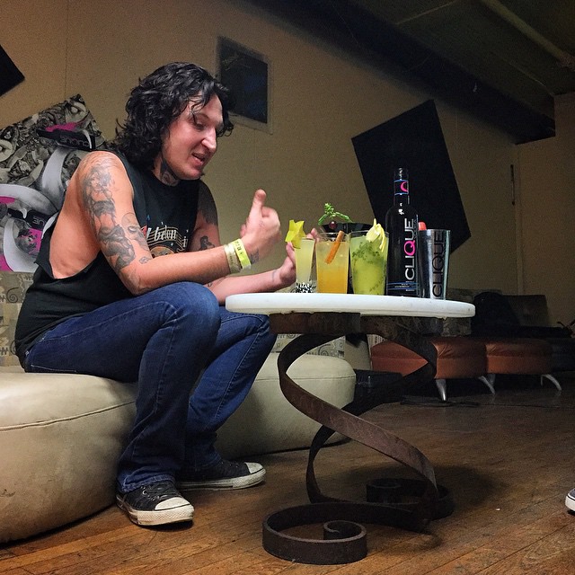 898186526124046843_5877717