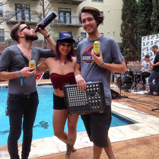 944476657049393369_23621269