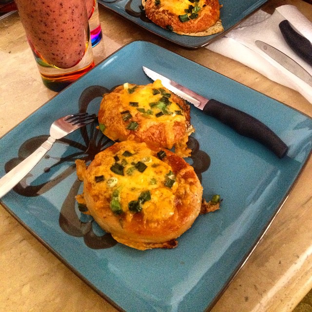 953616826159382282_289456070