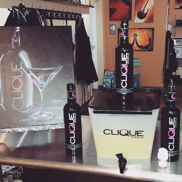 971264266873818176_42100722